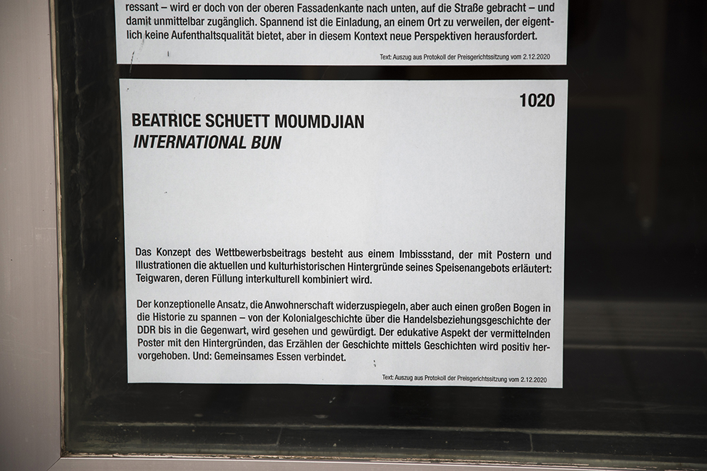 <p>2020<br />
International Bun -<br />
Kunst im Stadtraum Berlin 'Karl Marx Allee'</p>